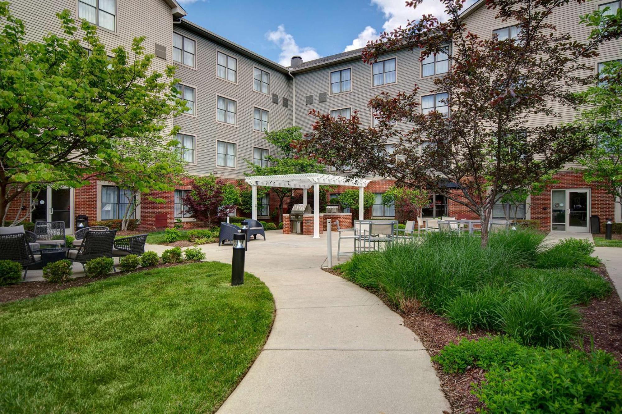 Homewood Suites By Hilton Lexington-Hamburg Exterior photo